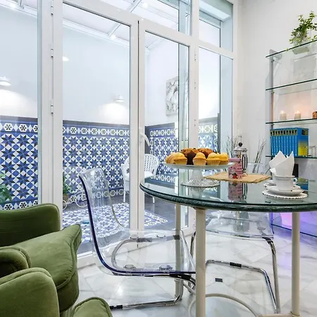 شقة Surthy Villamarta Studio City Center