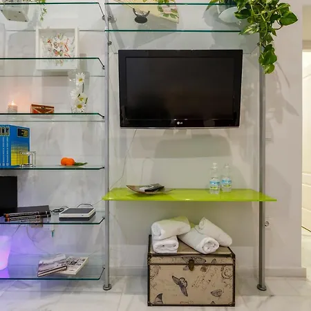 Surthy Villamarta Studio City Center شقة