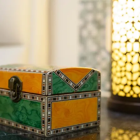 Surthy Villamarta Studio City Center شقة جيريز
